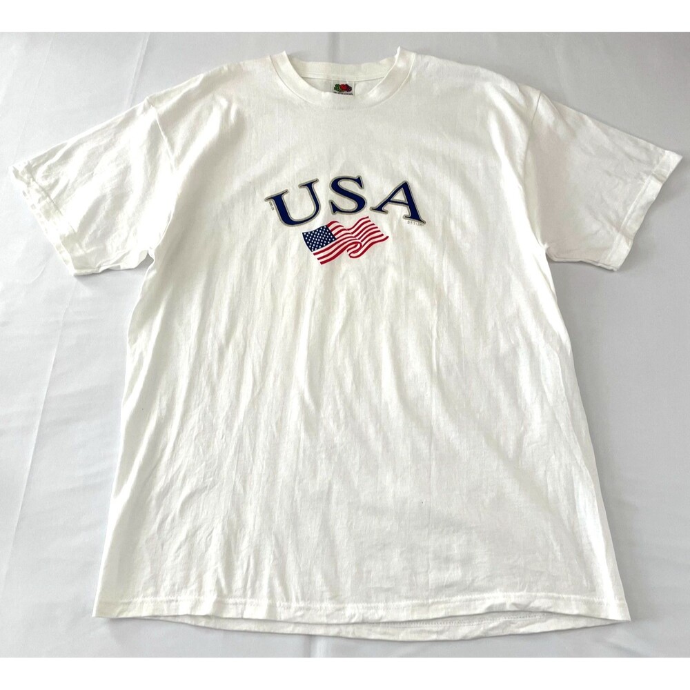 Fruit of the Loom Heavy Cotton USA American Flag Graphic T-Shirt White XL